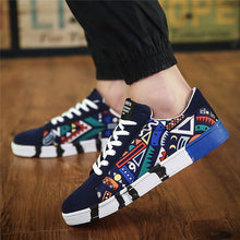 Load image into Gallery viewer, Men Casual Canvas Shoes Fashion Print Sneakers Summer Trainers Leisure Shoes Men&#39;s Flats Slip Shoes Chaussures pour hommes