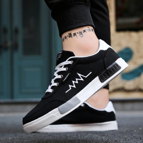 New 2019 Spring Summer Canvas Shoes Men Sneakers Low Top Black Shoes Men's Casual Shoes Male Brand Fashion Sneakers